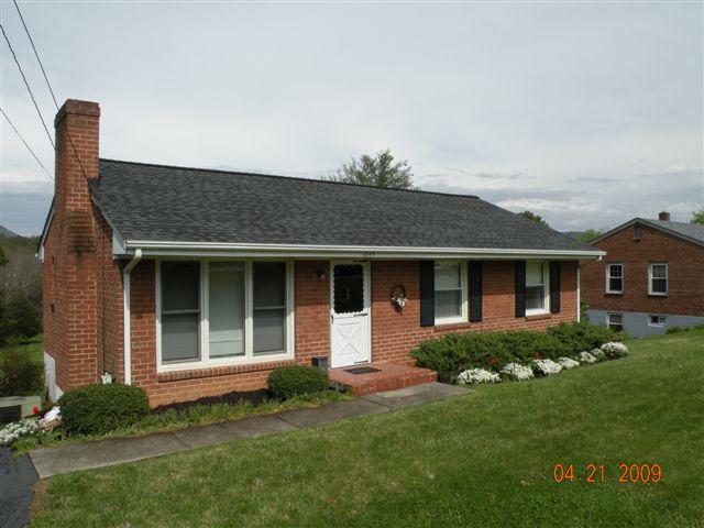 6549 Newland Road Roanoke, VA 24019 - Photo 1 of 29 6549 Newland Rd.