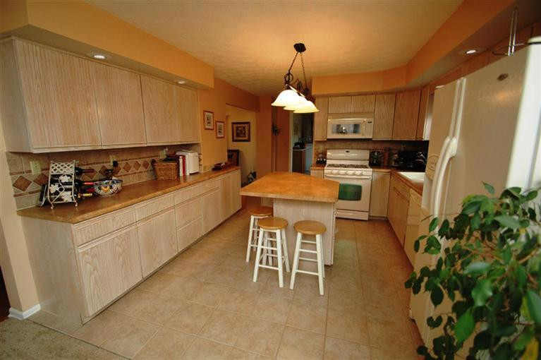 4211 Idlewild Road Burlington, KY 41005 - Photo 8 of 30 Gallery Image 8