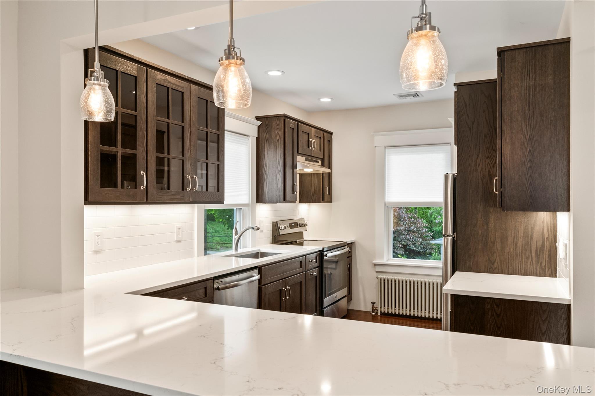 46 Davis Street Locust Valley, NY 11560 - Photo 2 of 8