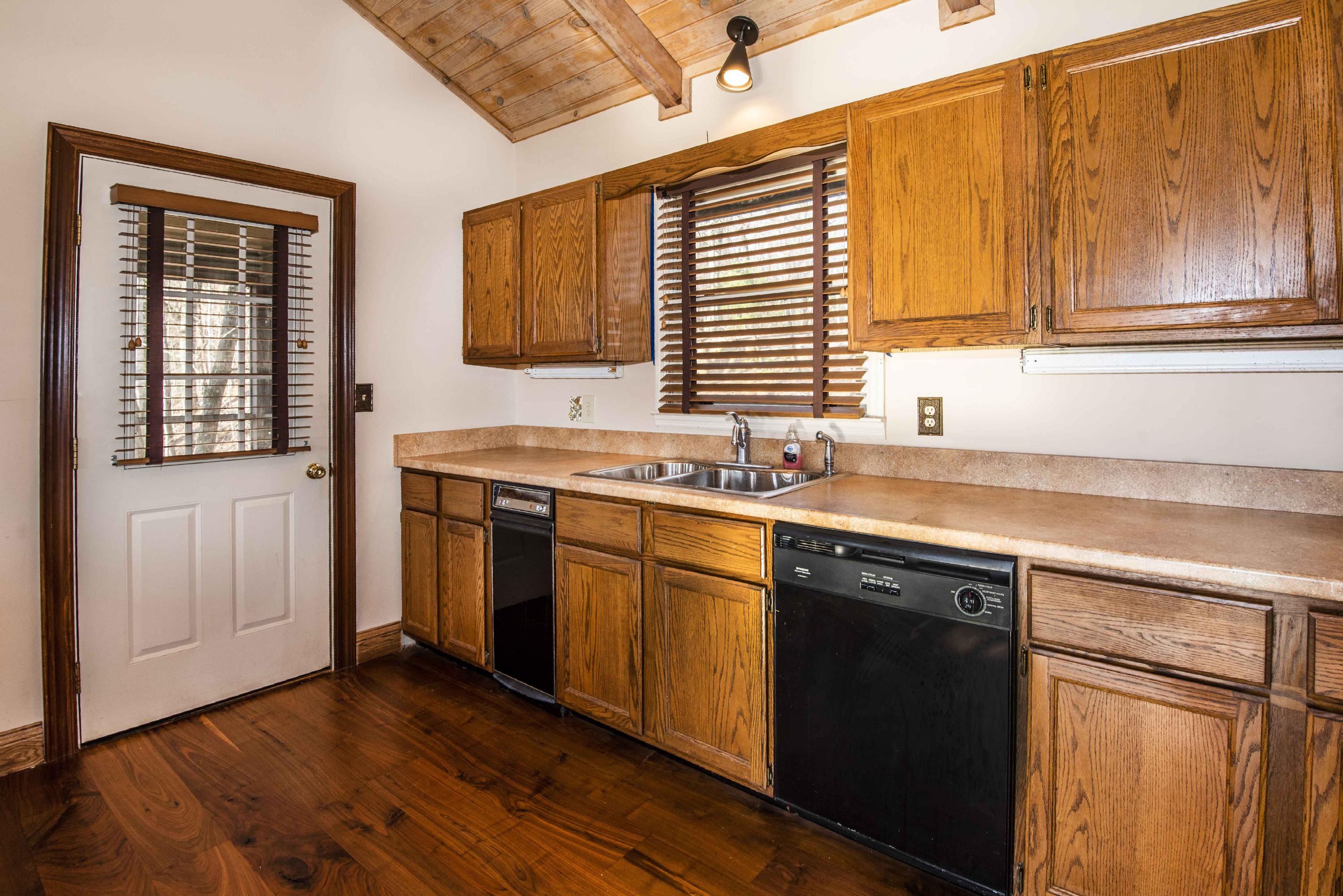 3021 Hatcher Top Road Sevierville, TN 37862 - Photo 9 of 40 Kitchen_1