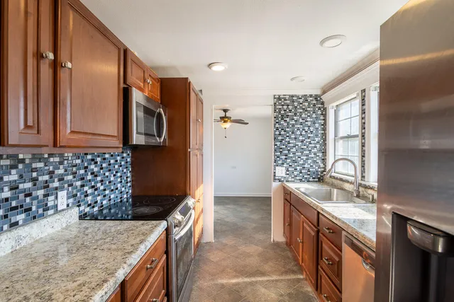 $1,425 | 416 May Road, Thomson, GA 30824