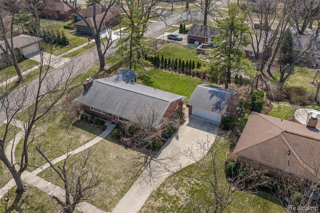 16115 Reedmere Avenue Franklin, MI 48025 - Photo 34 of 46 Gallery Image 34