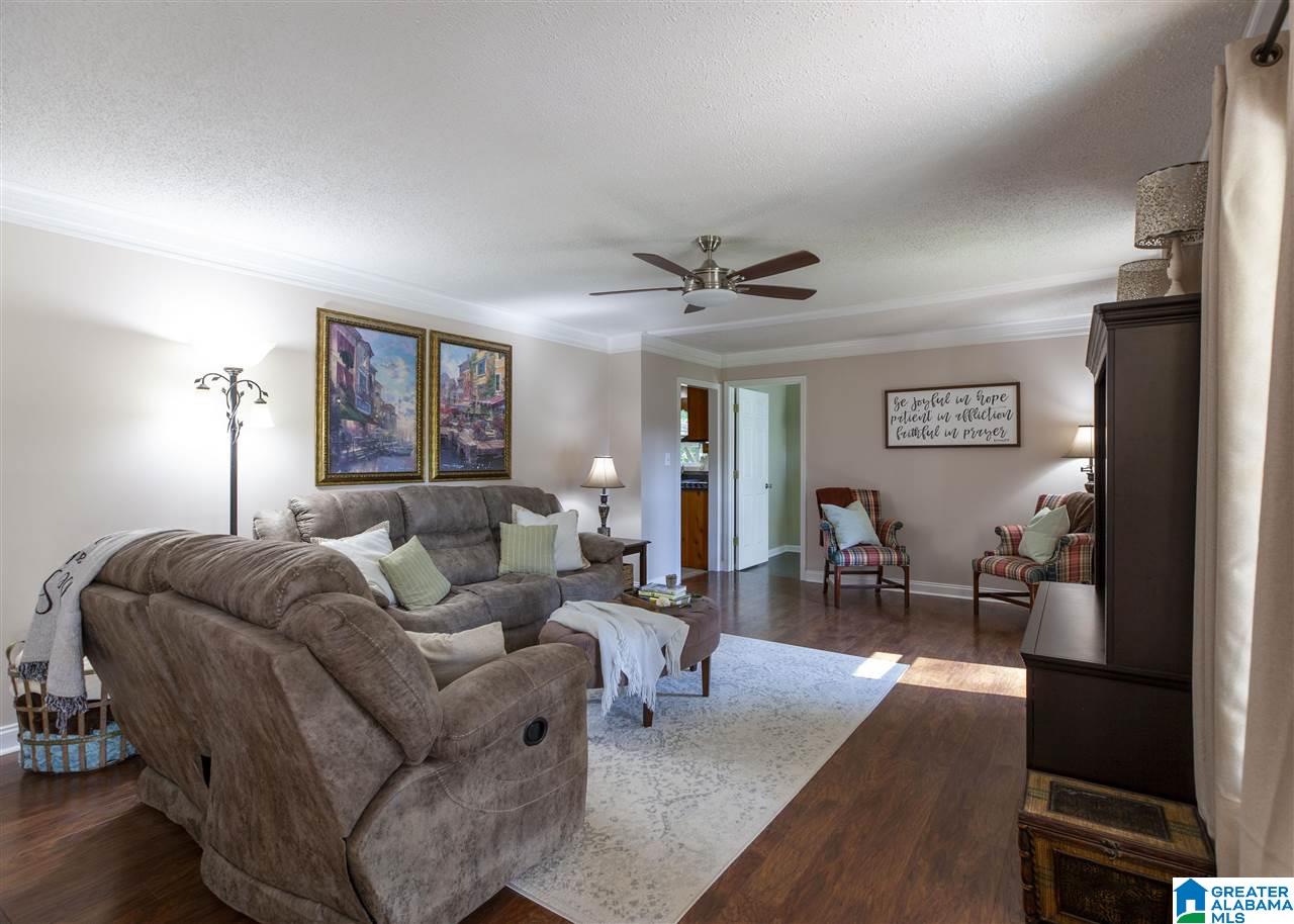 1013 9th Terrace Pleasant Grove, AL 35127 - Photo 10 of 49