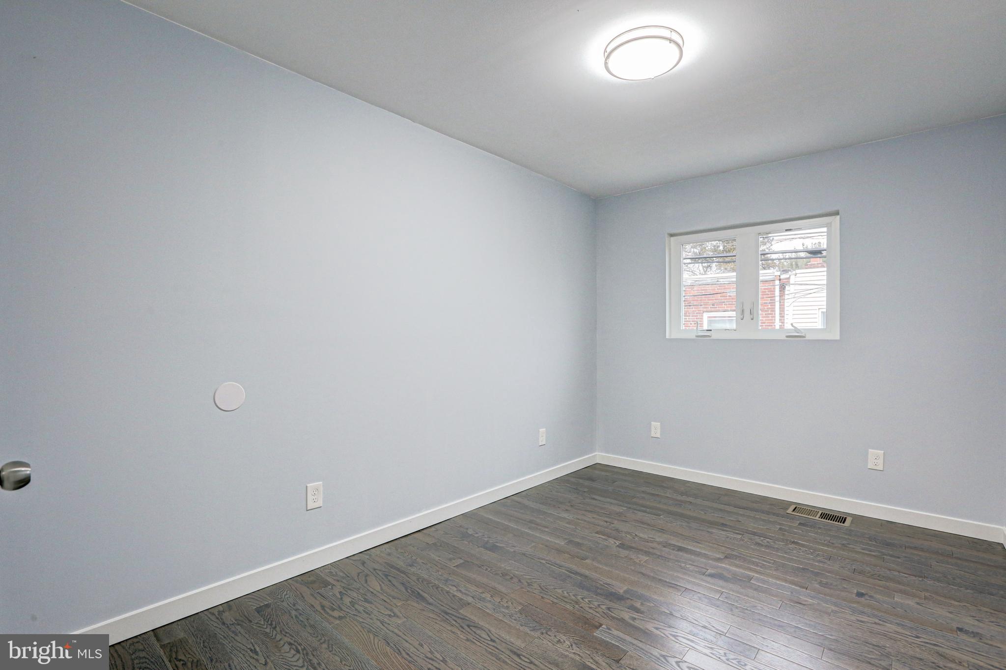 915 Burnside Road Sharon Hill, PA 19079 - Photo 29 of 57 Gallery Image 29