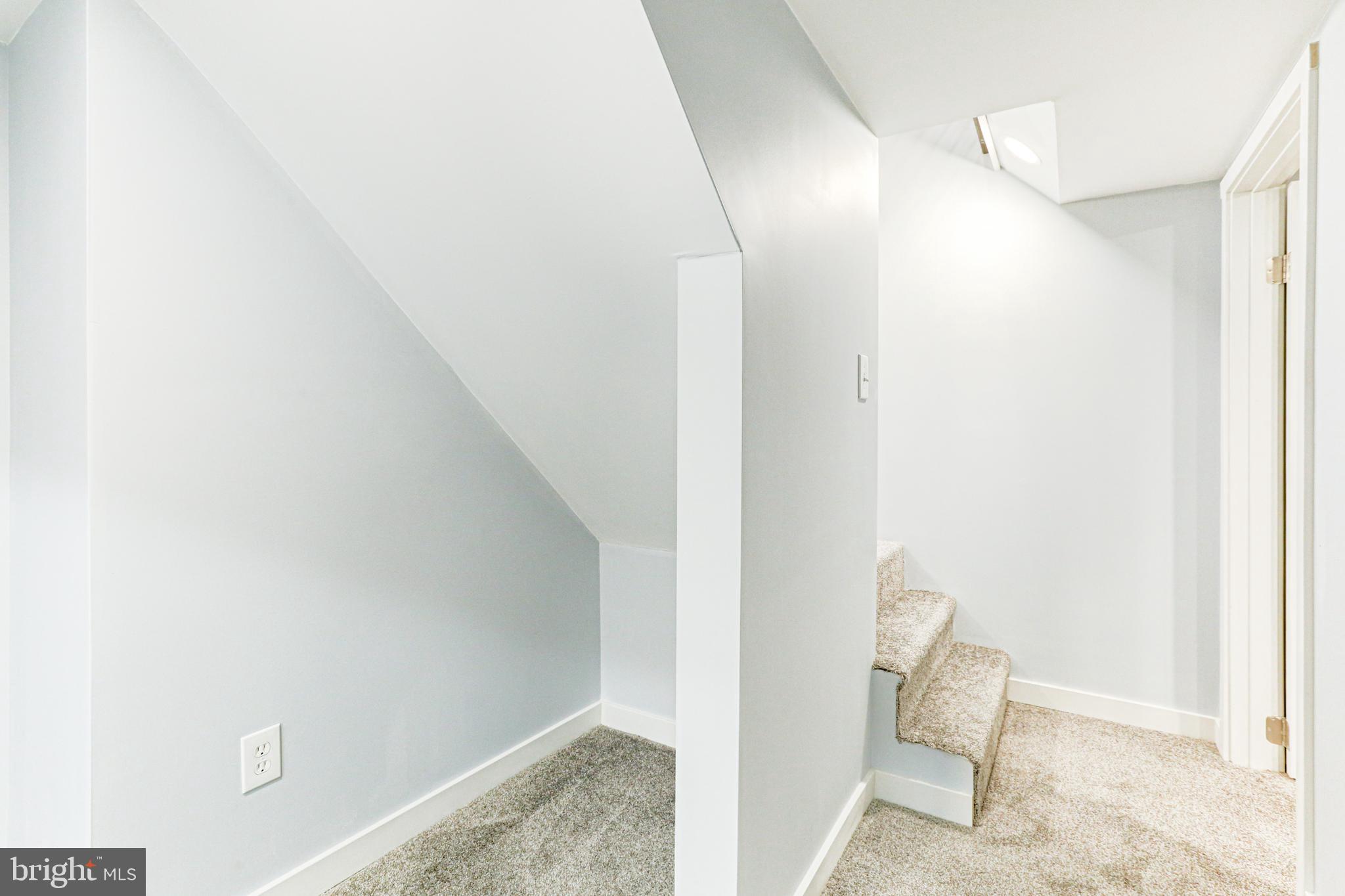 915 Burnside Road Sharon Hill, PA 19079 - Photo 42 of 57 Gallery Image 42