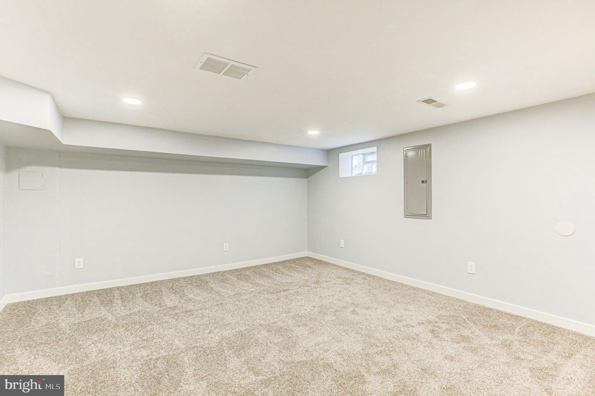 915 Burnside Road Sharon Hill, PA 19079 - Photo 48 of 57 Gallery Image 48