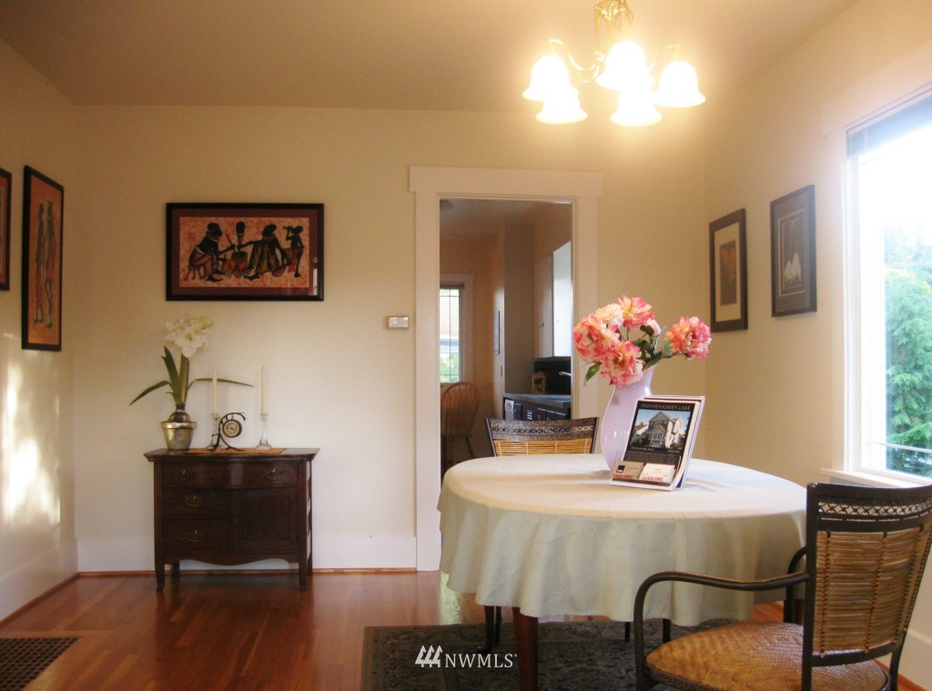 701 North 68th Street Seattle, WA 98103 - Photo 4 of 14