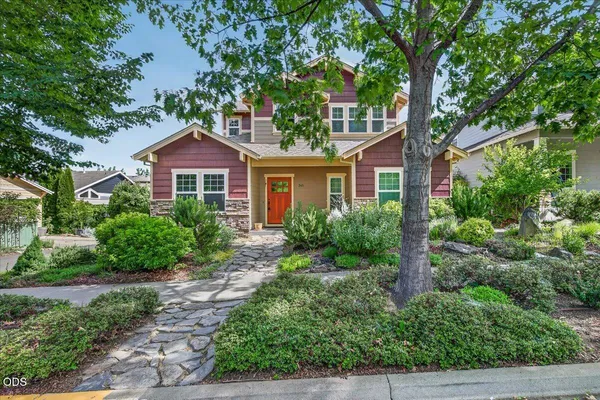 $699,000 | 345 Fair Oaks Avenue, Ashland, OR 97520