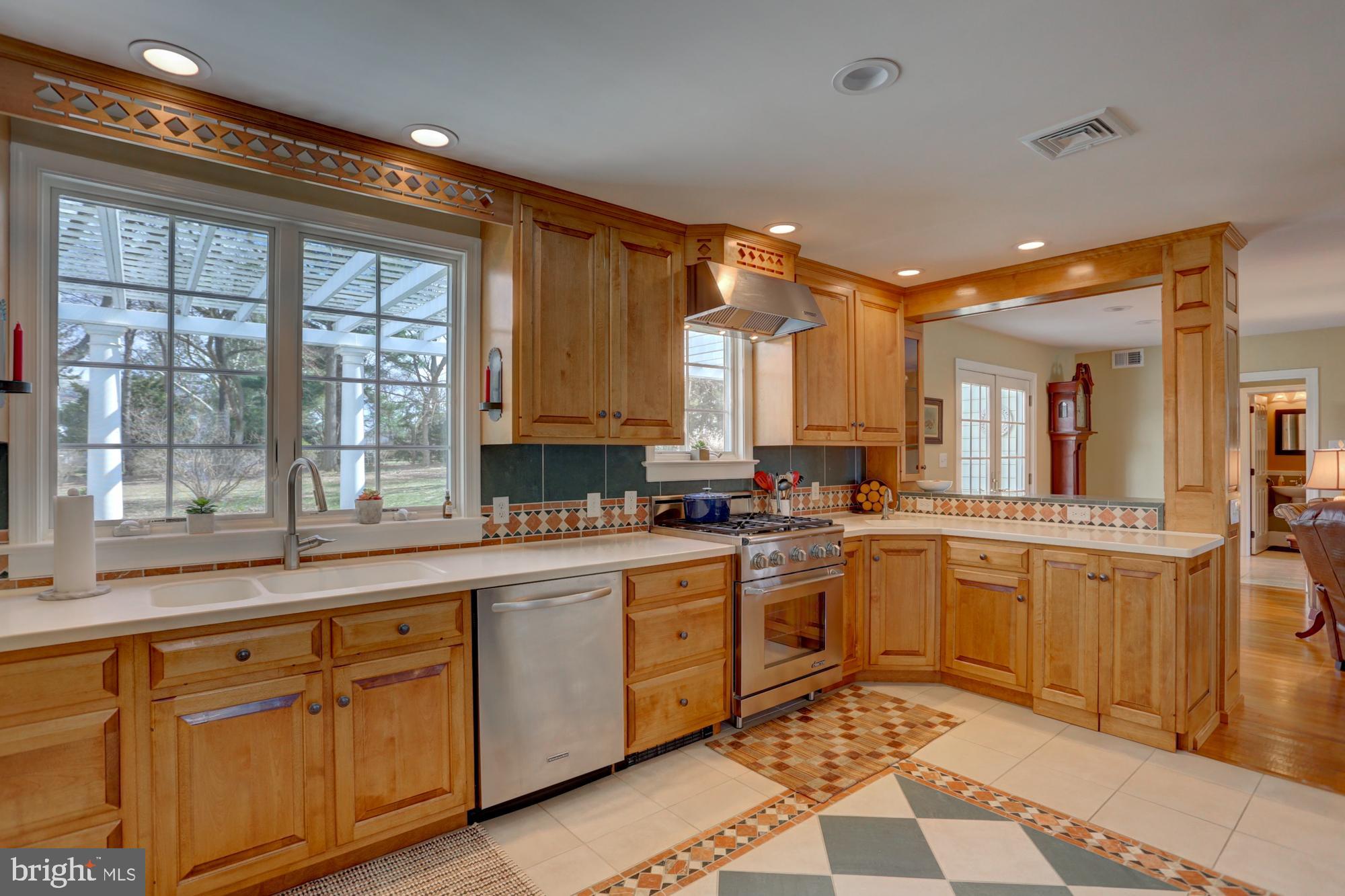 609 South Spruce Street Lititz, PA 17543 - Photo 13 of 34