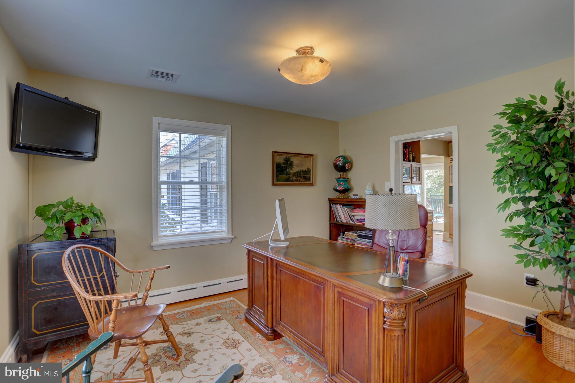 609 South Spruce Street Lititz, PA 17543 - Photo 14 of 34
