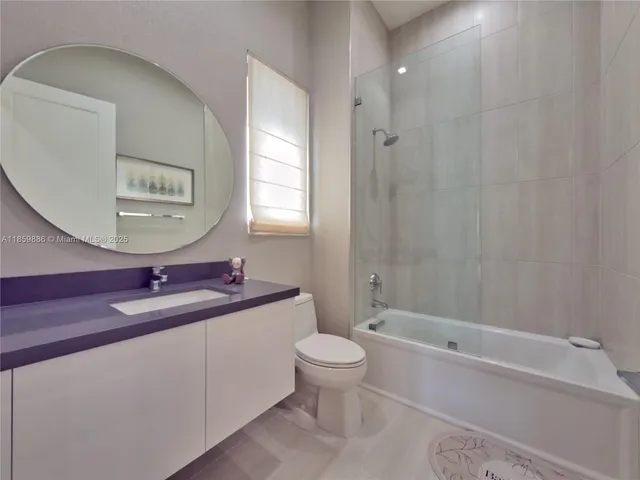 $2,100,000 | 8162 Northwest 48th Terrace, Doral, FL 33166