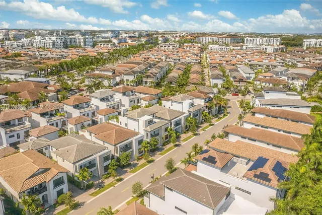 $2,100,000 | 8162 Northwest 48th Terrace, Doral, FL 33166