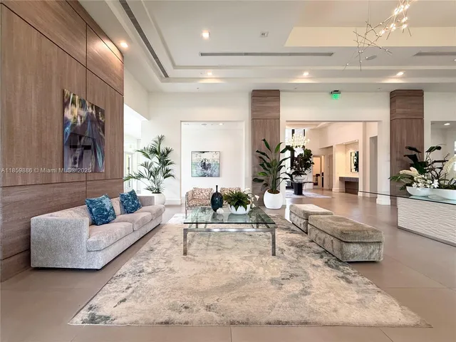 $2,100,000 | 8162 Northwest 48th Terrace, Doral, FL 33166