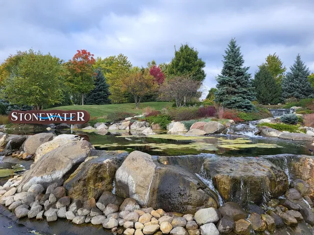 $274,900 | 6324 Maple Glen Drive, Unit 6324, Wonder Lake, IL 60097