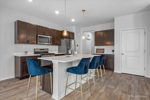 $274,900 | 6324 Maple Glen Drive, Unit 6324, Wonder Lake, IL 60097