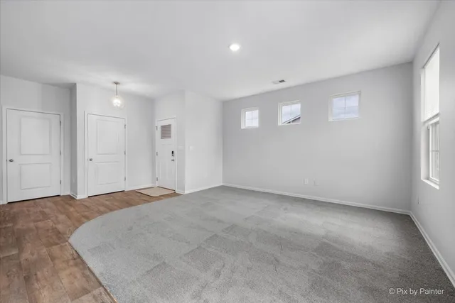 $274,900 | 6324 Maple Glen Drive, Unit 6324, Wonder Lake, IL 60097