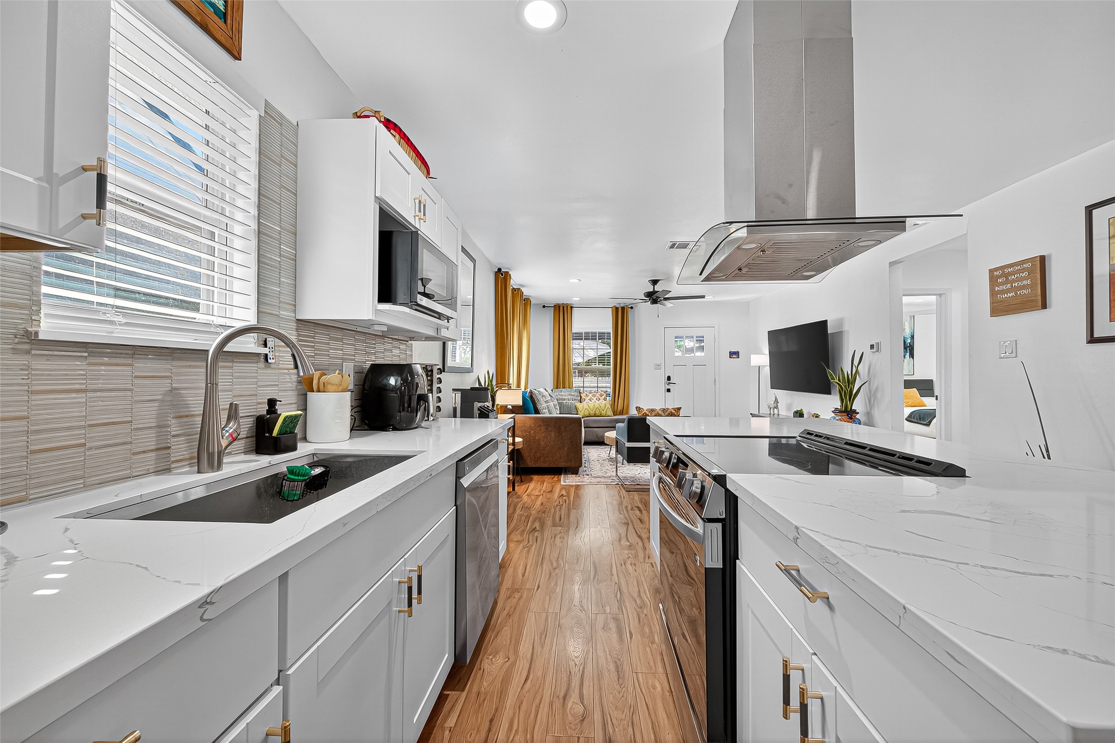 1602 Luzon Street Houston, TX 77009 - Photo 6 of 20