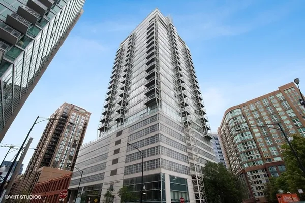 $2,250 | 653 North Kingsbury Street, Unit 2104, Chicago, IL 60654