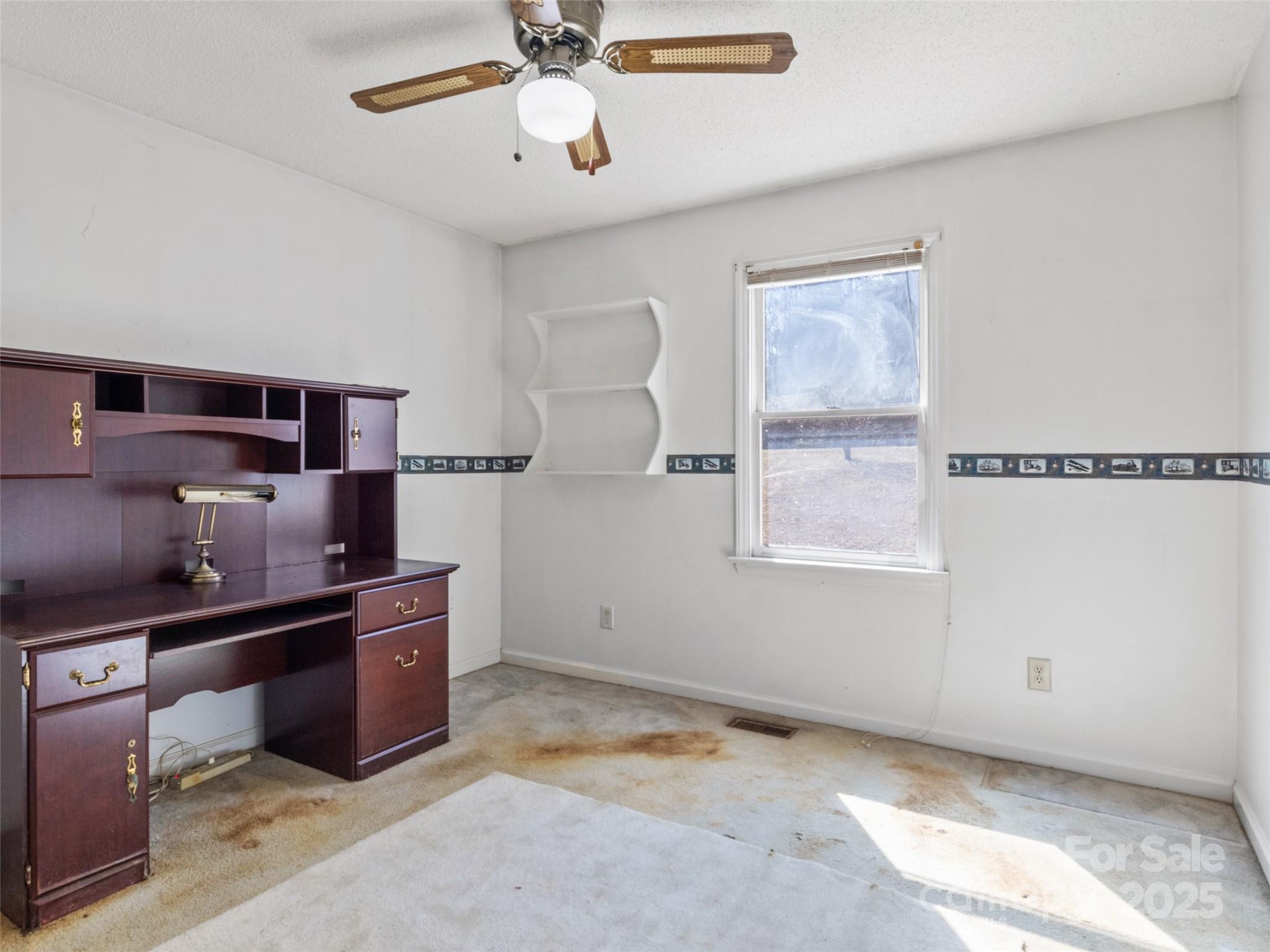875 Burma Road East Marion, NC 28752 - Photo 15 of 30 Gallery Image 15