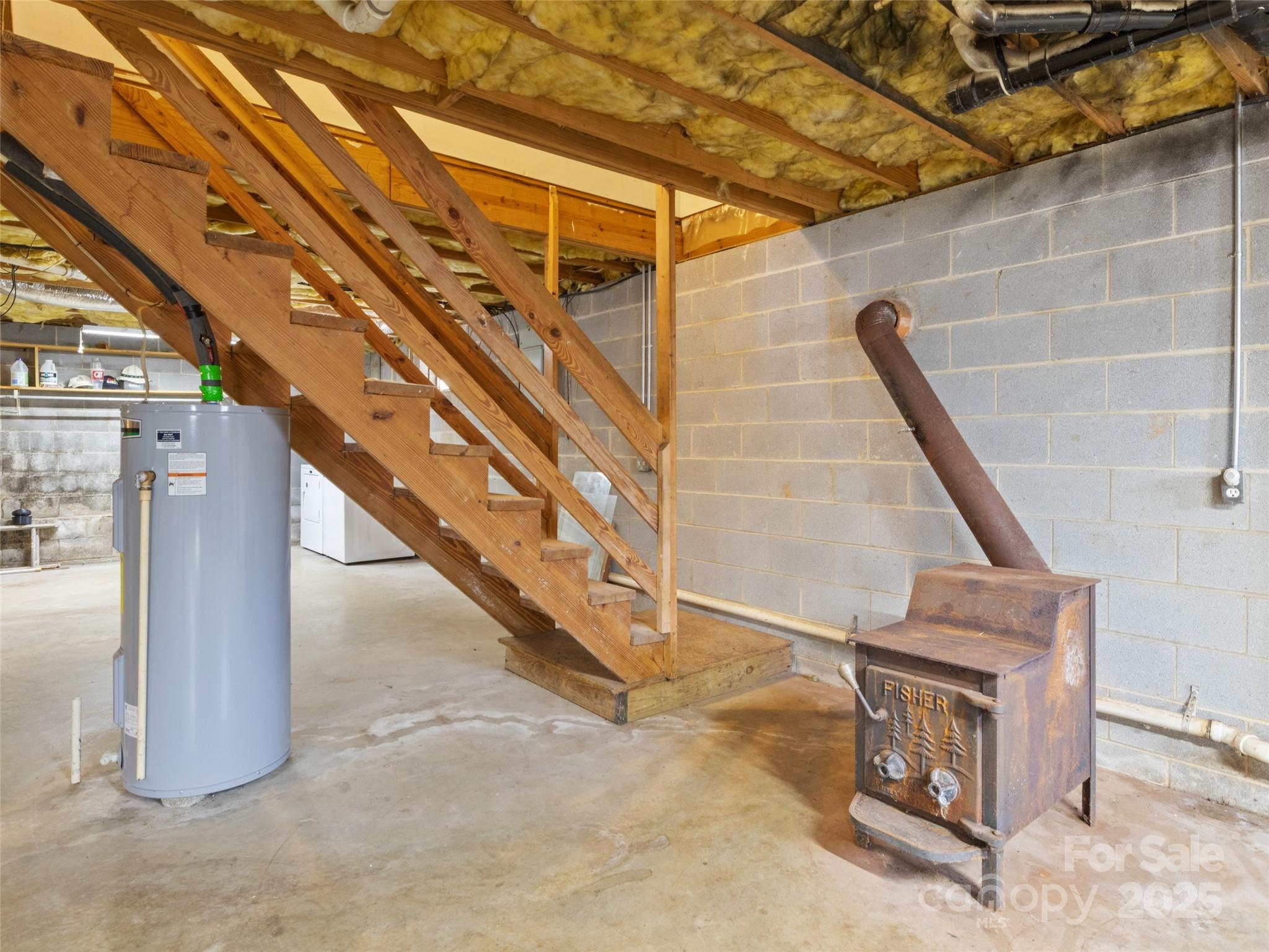 875 Burma Road East Marion, NC 28752 - Photo 20 of 30 Gallery Image 20