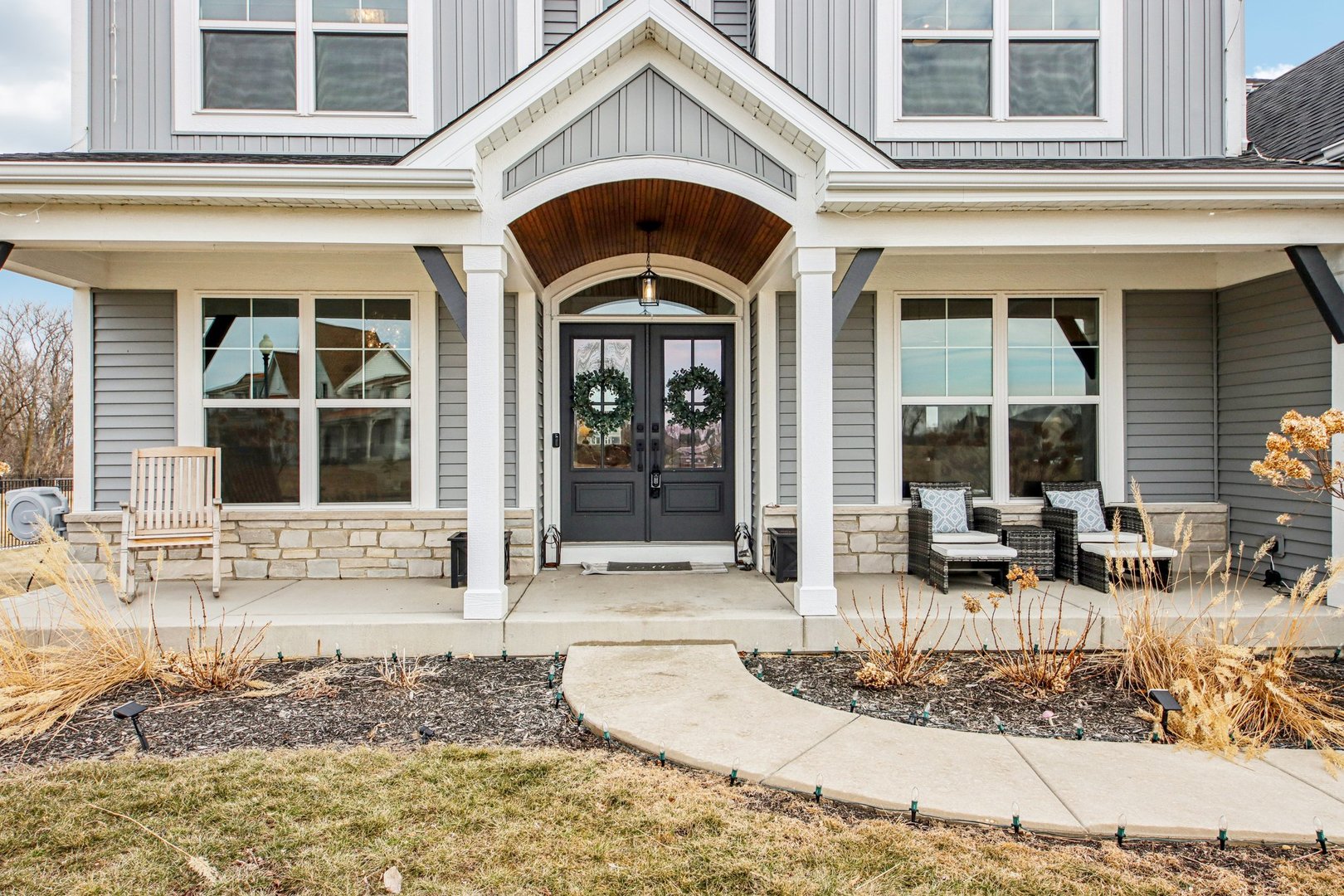 3276 Cornflower Way Spring Grove, IL 60081 - Photo 43 of 48 a house view with a outdoor space