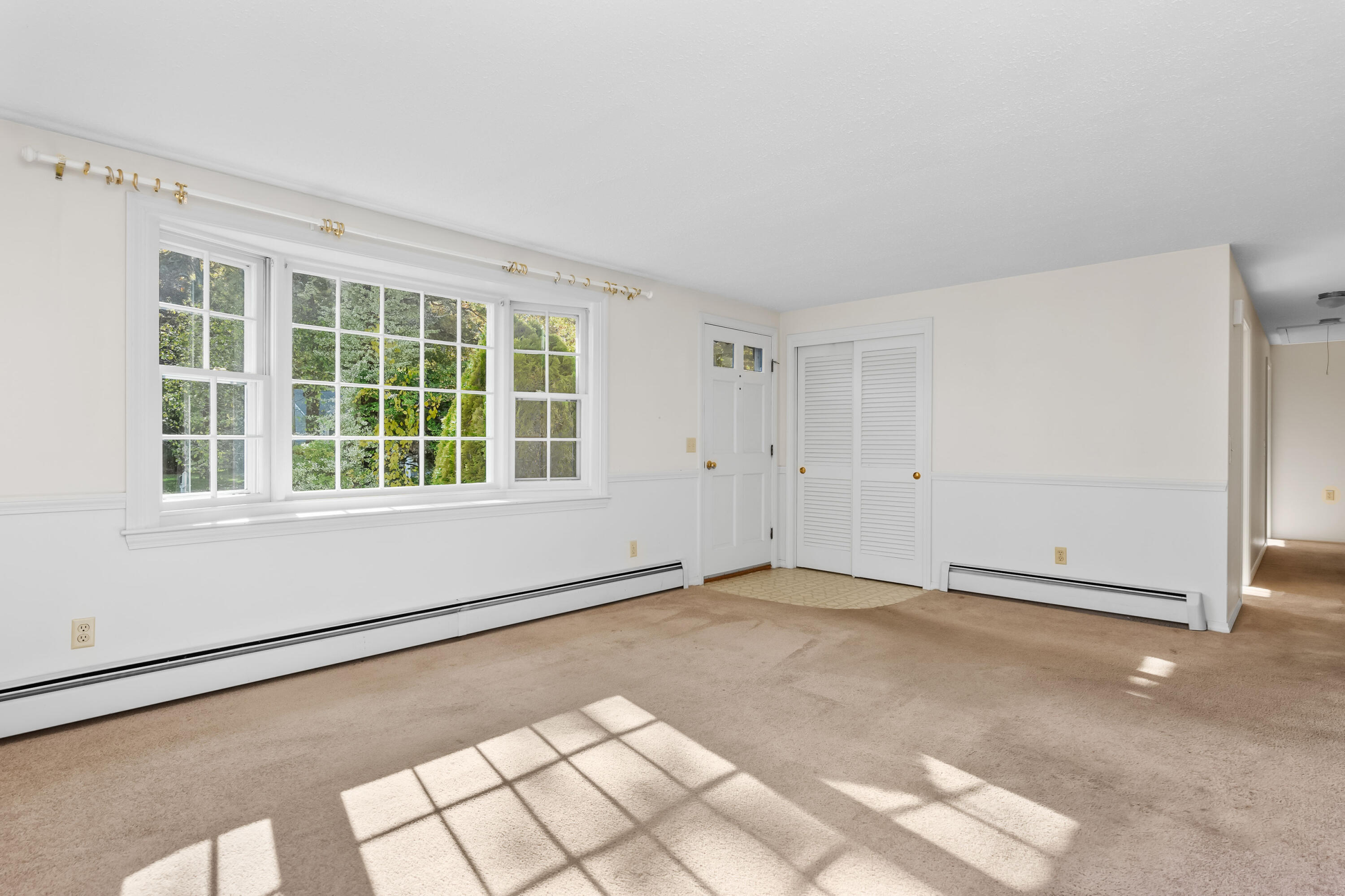 53 Prince Hinckley Road Centerville, MA 02632 - Photo 6 of 22 Living Room (2)