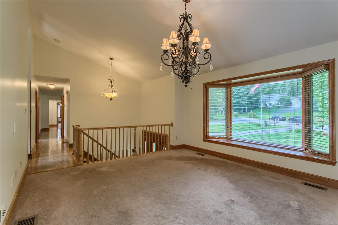 19 Norwood Road Salem, NH 03079 - Photo 11 of 37