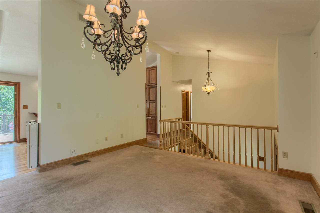 19 Norwood Road Salem, NH 03079 - Photo 12 of 37