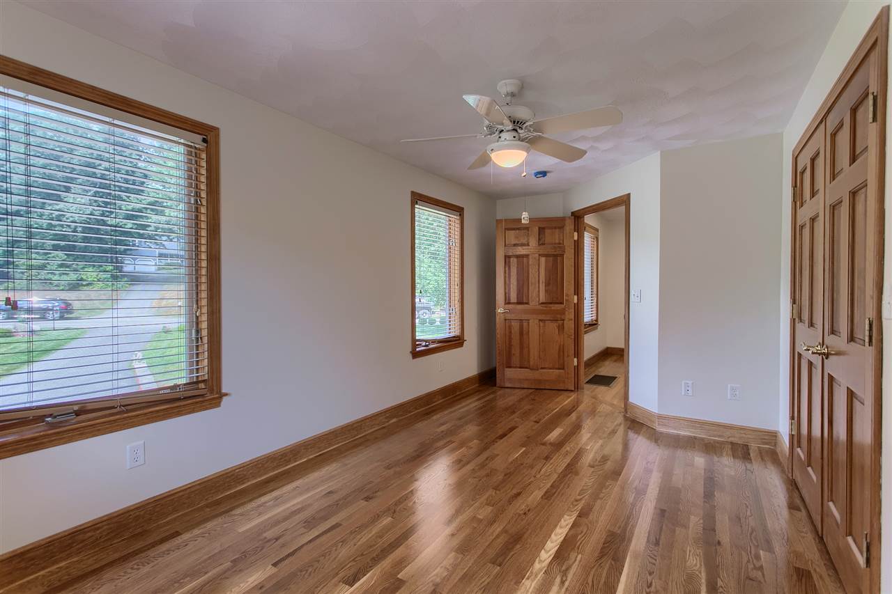 19 Norwood Road Salem, NH 03079 - Photo 25 of 37