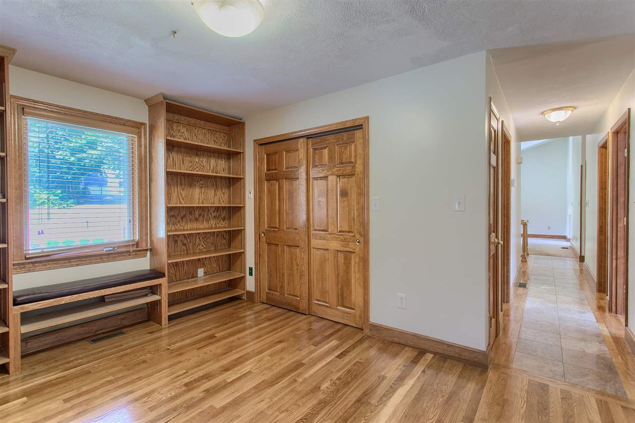 19 Norwood Road Salem, NH 03079 - Photo 28 of 37