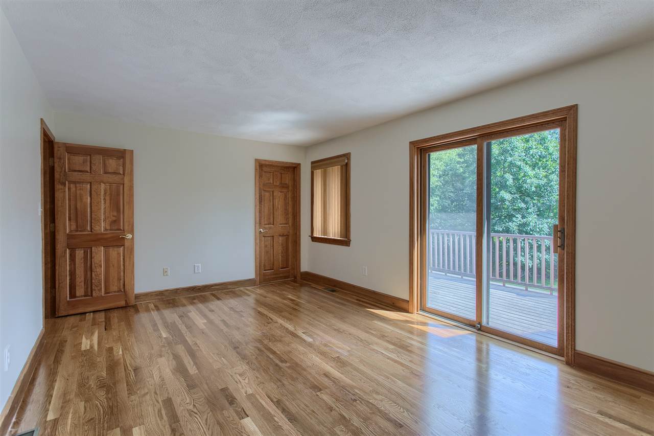 19 Norwood Road Salem, NH 03079 - Photo 29 of 37