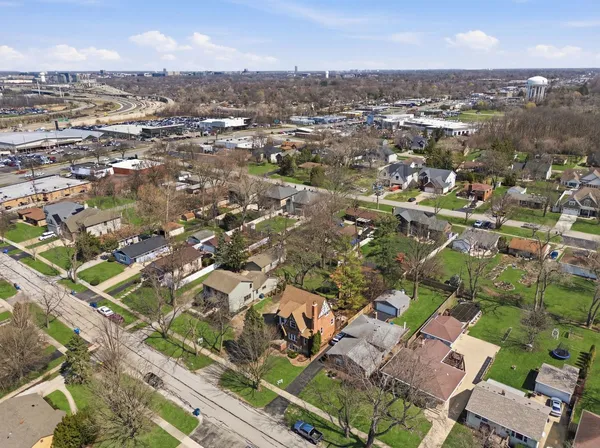 $1,395,000 | 4425 Wilson Avenue, Downers Grove, IL 60515
