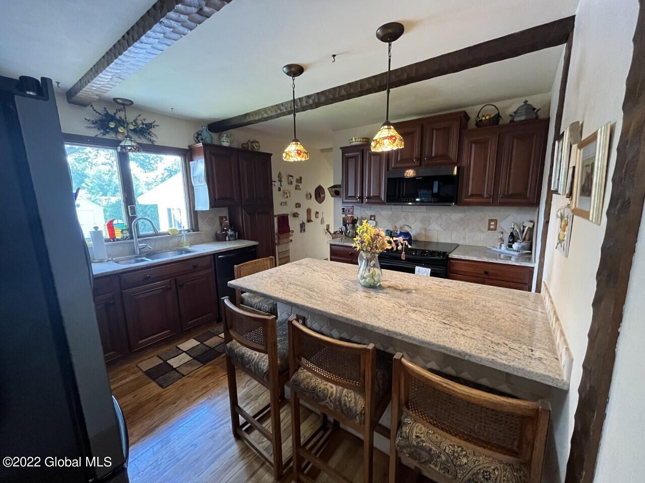 9 Bertone Drive Schenectady, NY 12306 - Photo 12 of 28 thumbnail_IMG_1475