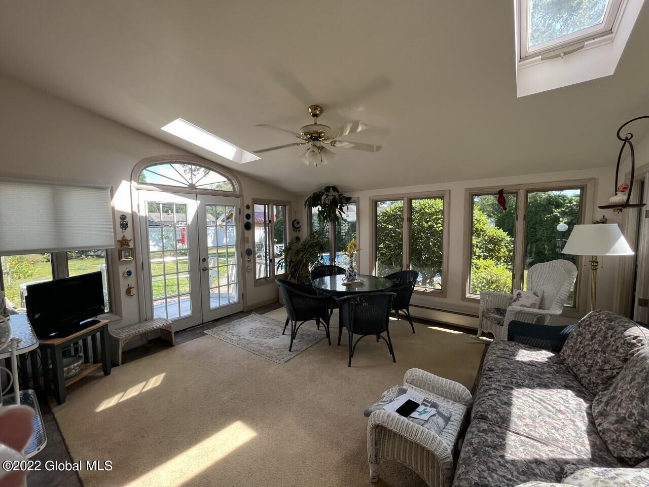 9 Bertone Drive Schenectady, NY 12306 - Photo 4 of 28 thumbnail_IMG_1489