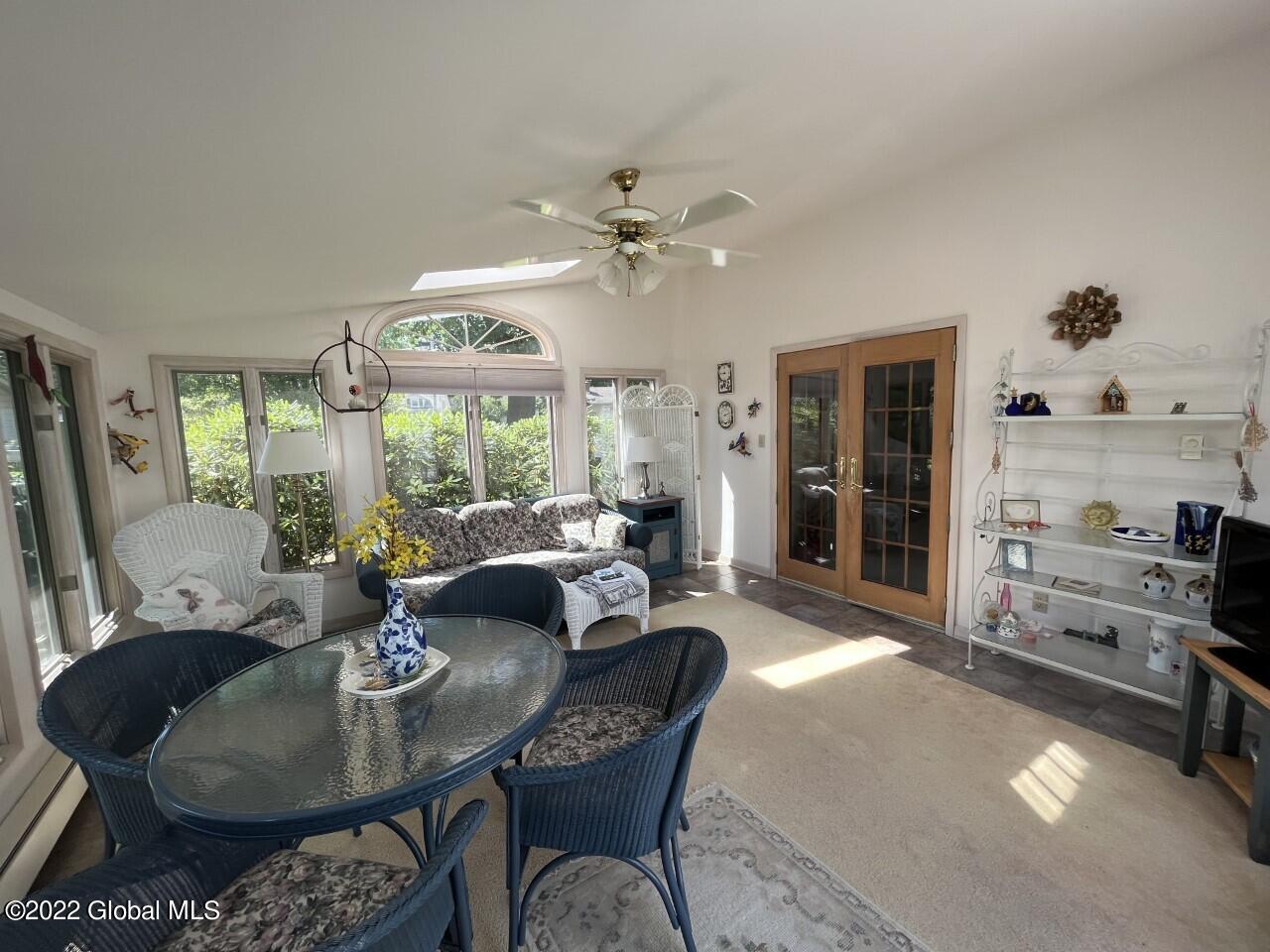 9 Bertone Drive Schenectady, NY 12306 - Photo 5 of 28 thumbnail_IMG_1488