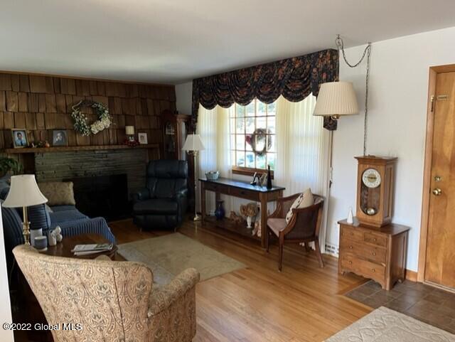 9 Bertone Drive Schenectady, NY 12306 - Photo 7 of 28 thumbnail_IMG_1459