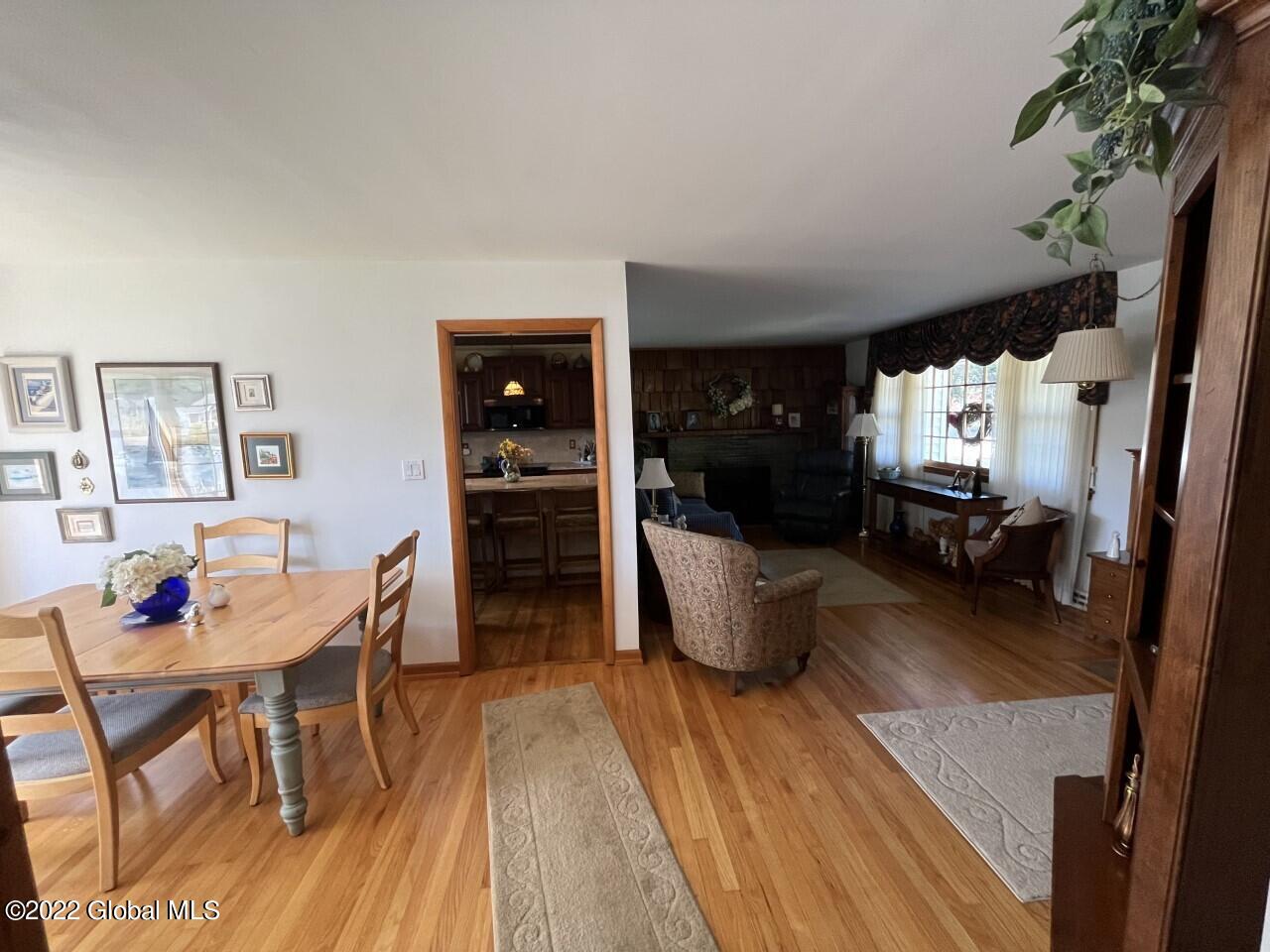 9 Bertone Drive Schenectady, NY 12306 - Photo 10 of 28 thumbnail_IMG_1473