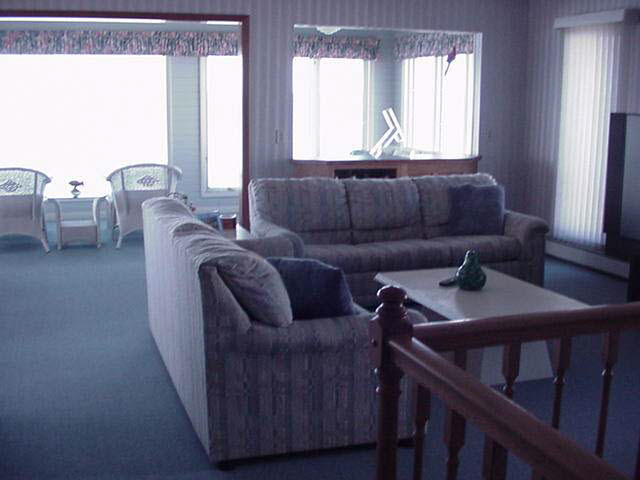 11633 North Ogden Point Road Syracuse, IN 46567 - Photo 7 of 8 Gallery Image 7