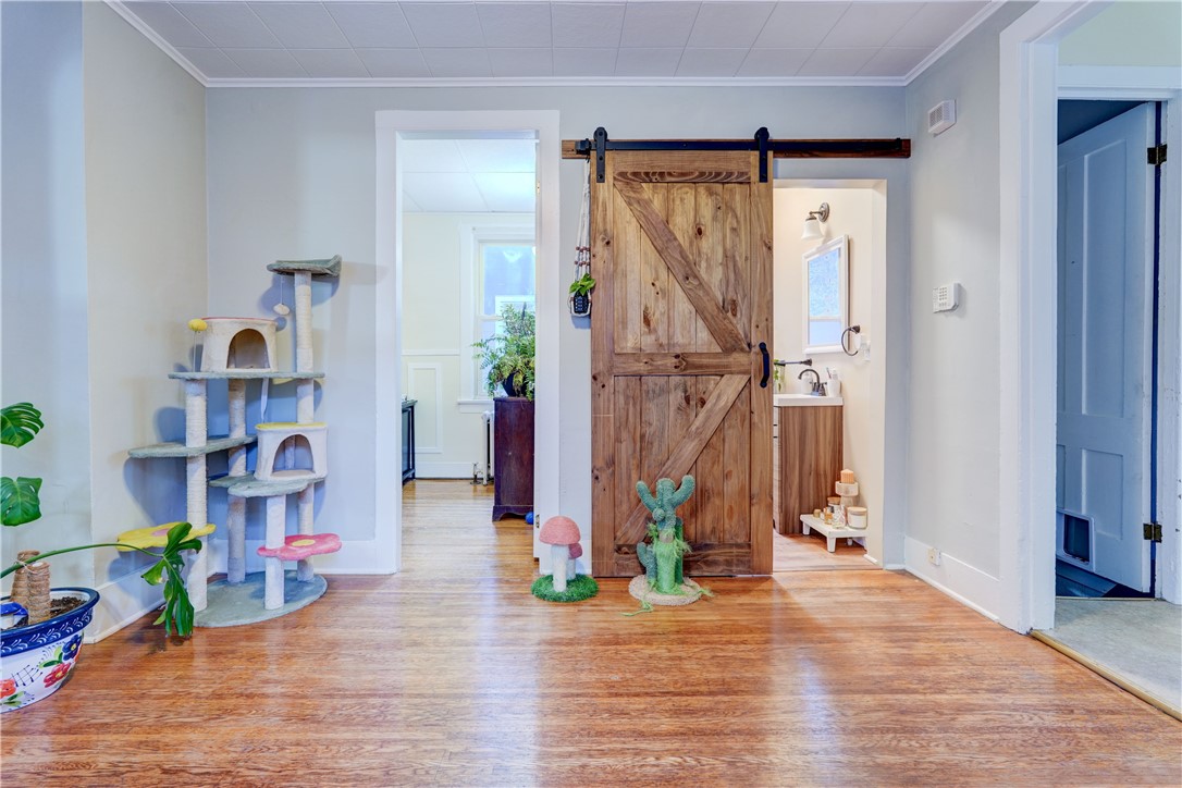284 Benton Street Rochester, NY 14620 - Photo 11 of 30 Gallery Image 11