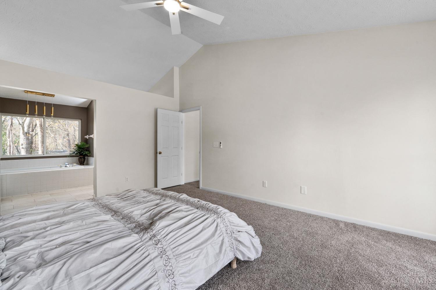 734 Regent Road Cincinnati, OH 45245 - Photo 22 of 35 Gallery Image 22