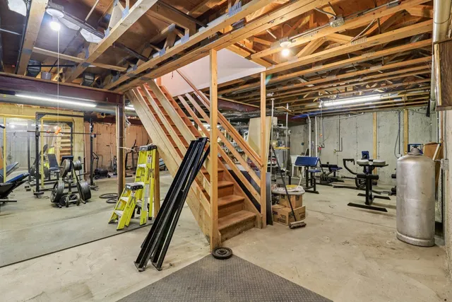 $440,000 | 842 Deep Woods Court, Grayslake, IL 60030