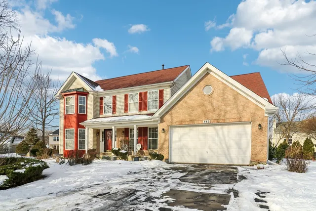 $440,000 | 842 Deep Woods Court, Grayslake, IL 60030