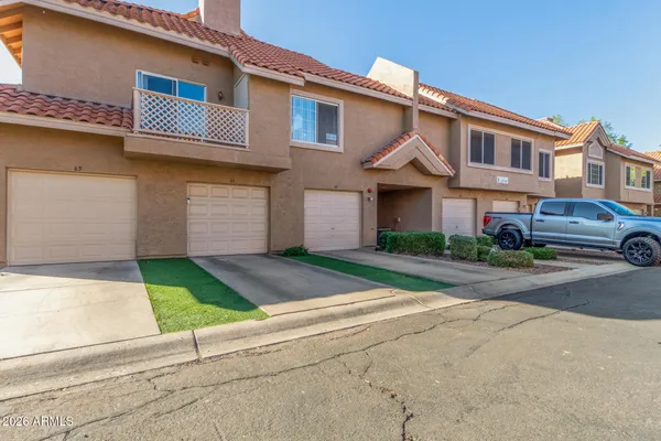 $259,995 | 1633 East Lakeside Drive, Unit 67, Gilbert, AZ 85234
