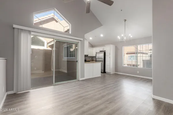 $259,995 | 1633 East Lakeside Drive, Unit 67, Gilbert, AZ 85234