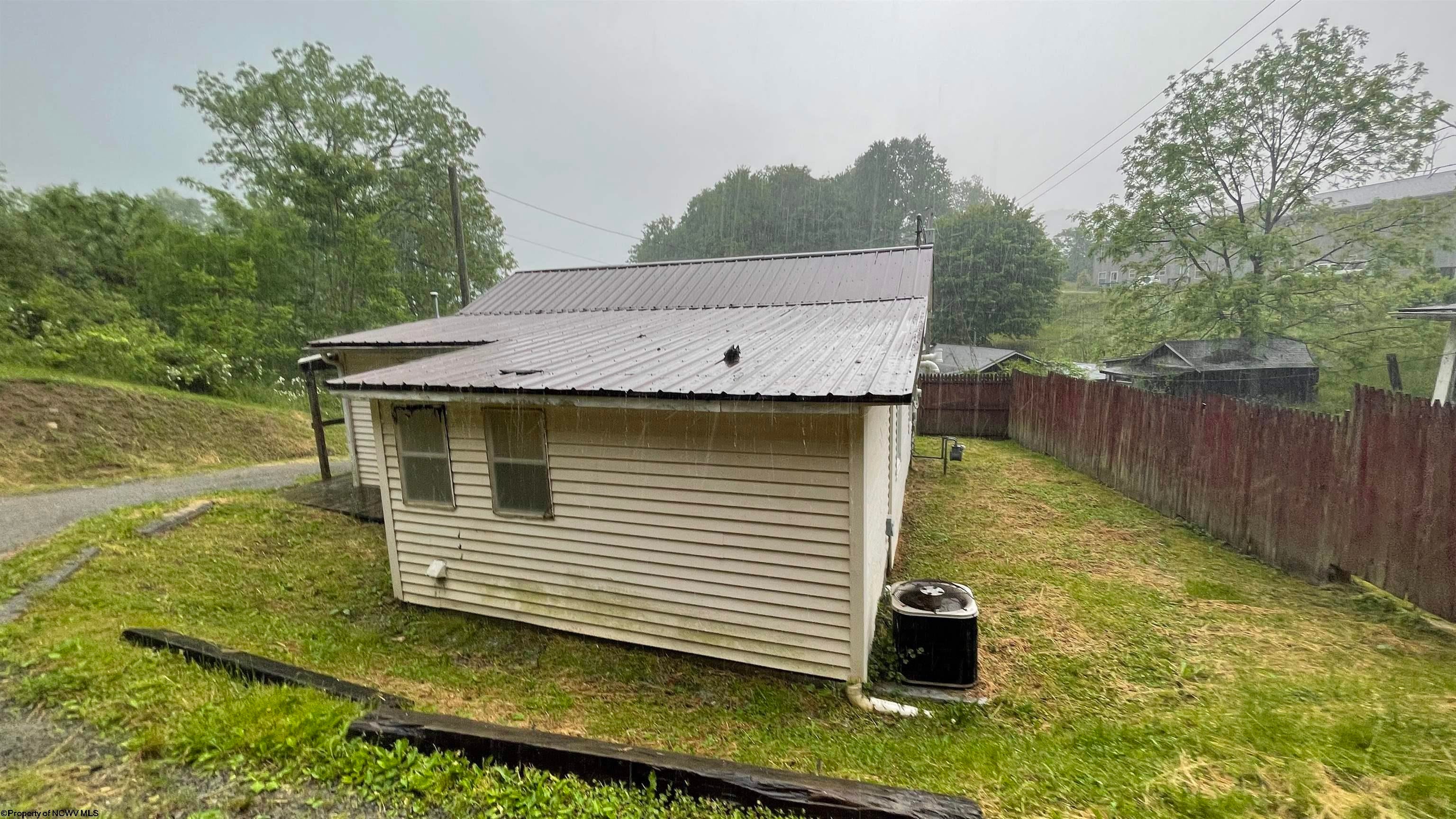 141 Montgomery Road Weston, WV 26452 - Photo 8 of 8 Gallery Image 8