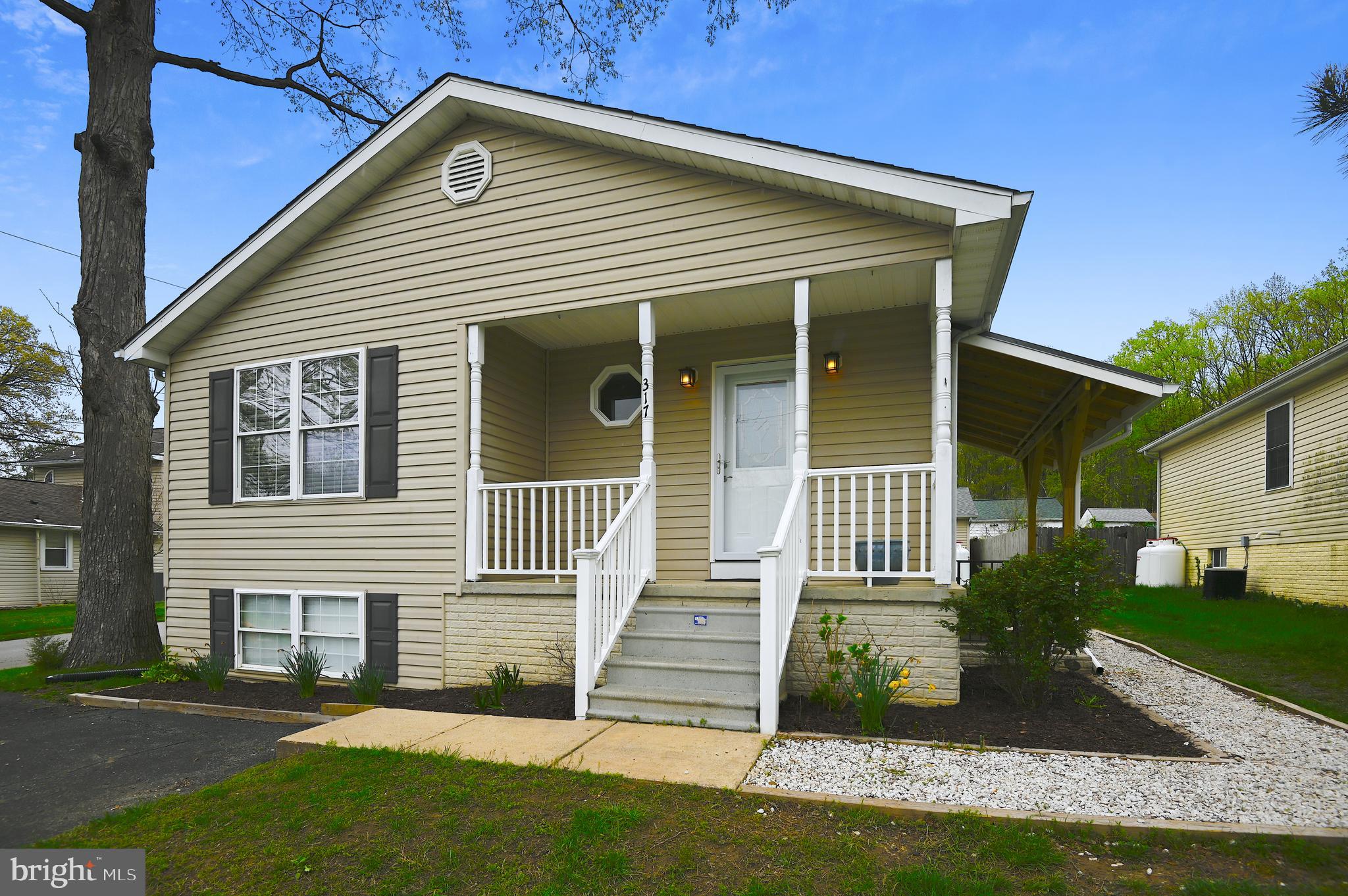 317 Greyhound Road Baltimore, MD 21221 - Photo 3 of 36 Gallery Image 3