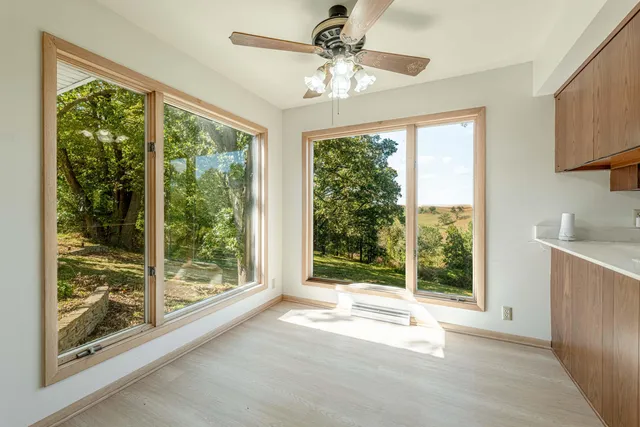 $436,900 | 7795 South Dublin Road, Gratiot, WI 53541