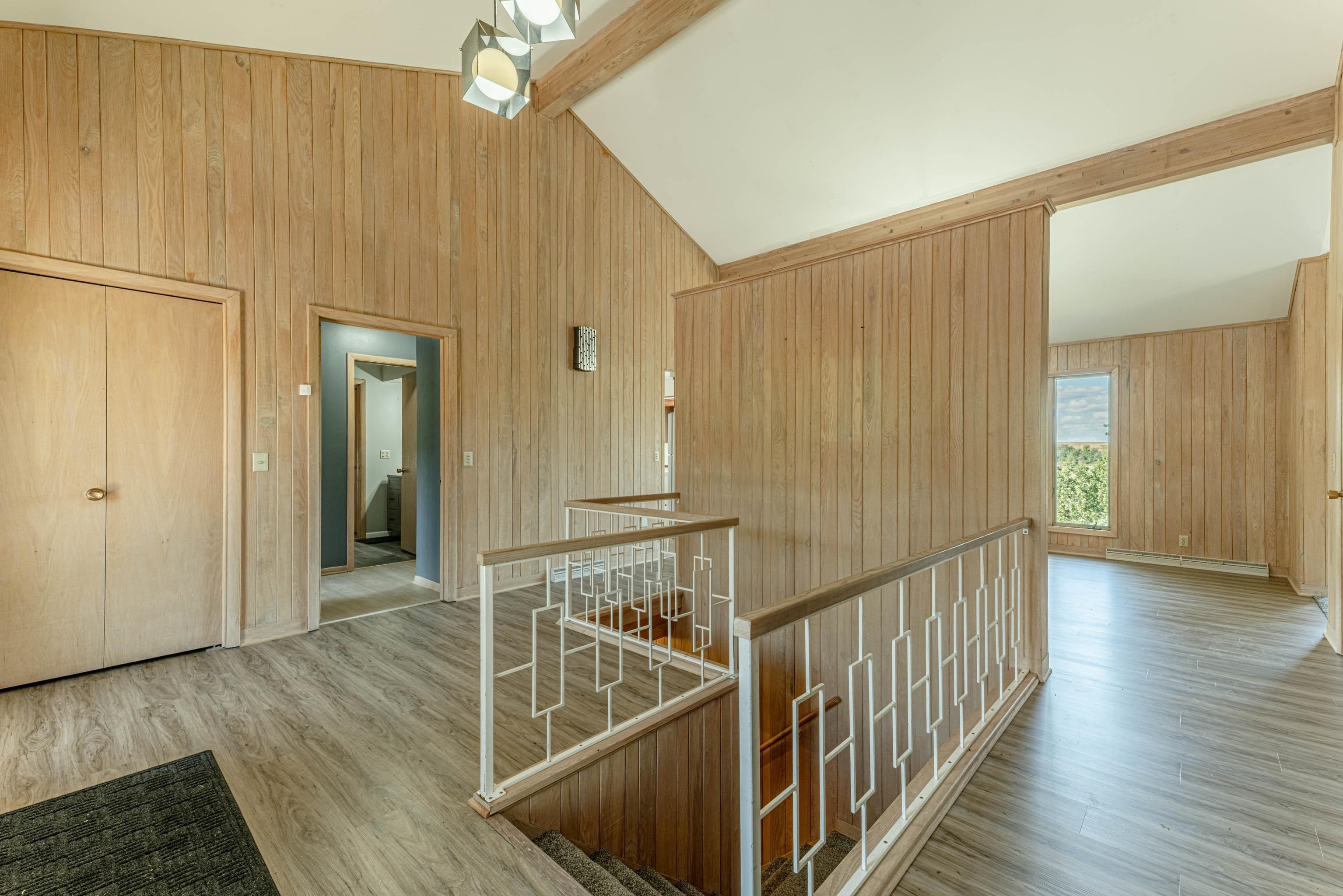 7795 South Dublin Road Gratiot, WI 53541 - Photo 5 of 60