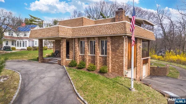 $988,000 | 845 Rifle Camp Road, Woodland Park, NJ 07424