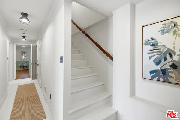 $1,695,000 | 4960 College View Avenue, Los Angeles, CA 90041
